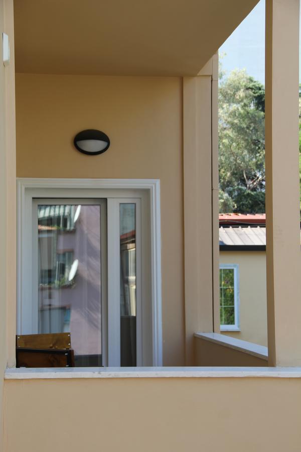 Hotel Hermes Tirana Exterior foto