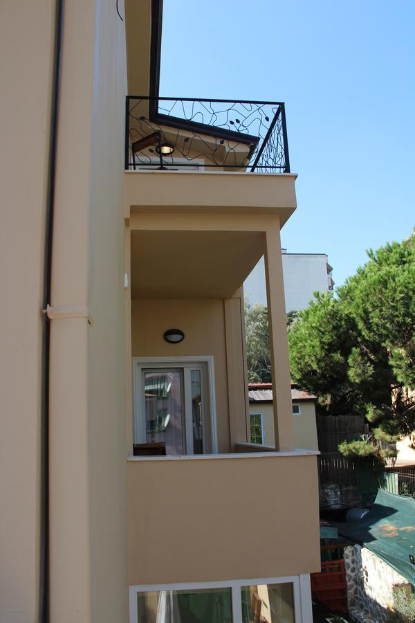 Hotel Hermes Tirana Exterior foto