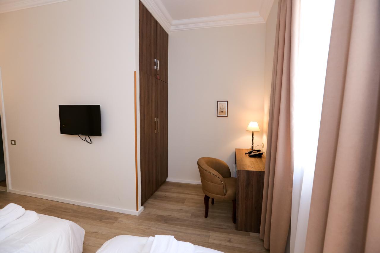 Hotel Hermes Tirana Exterior foto